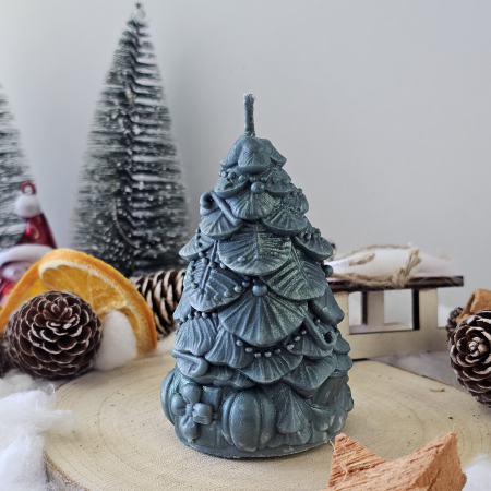 Lumânări decorative - Lumânare decorativă „Bradul Dulce” – Verde – 120g - Ceara de soia 100% naturala