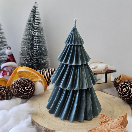 Lumânare decorativă „Bradul Răsfățat” – Verde– 165g- Ceara de soia 100% naturala [7]