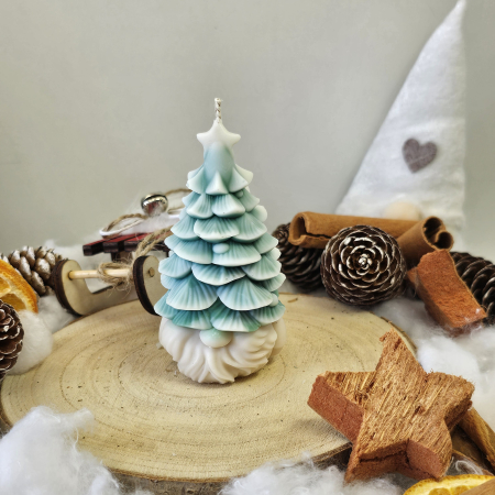 Lumânare decorativă „Bradul Spiridușului” – Zăpadă pe Crenguțe – 65g - Ceara de soia 100% naturala [4]