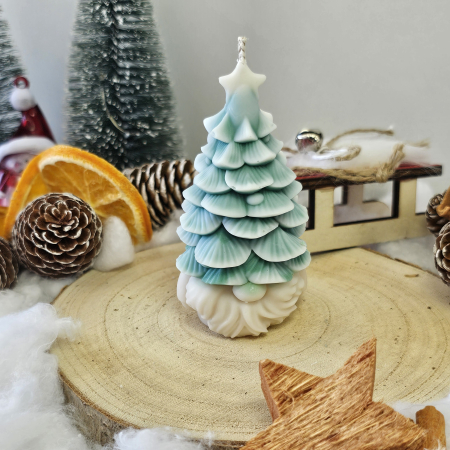 Lumânare decorativă „Bradul Spiridușului” – Zăpadă pe Crenguțe – 65g - Ceara de soia 100% naturala [2]