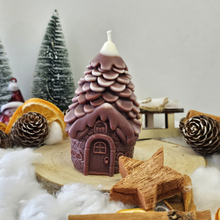 Lumânare decorativă „Căsuța din Poveste –Magia Sărbătorilor” – 140g– Ceară de soia 100% naturală [2]