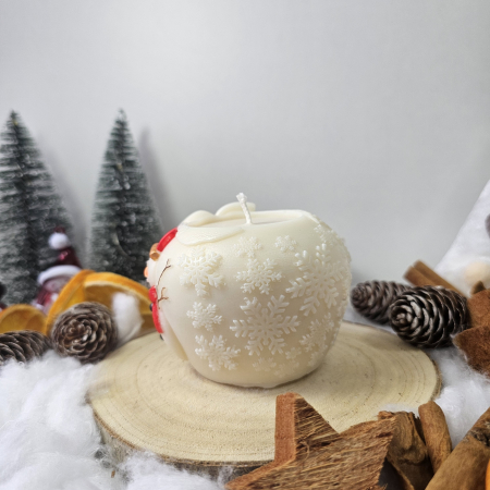 Lumânare decorativă „Mărul Crăciunului” – Alb – 250g – Ceară de soia 100% naturală pictată manual [5]