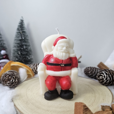 Lumânări decorative - Lumânare decorativă „Moșul Bucuriei” – Alb – 125g – Ceară de soia 100% naturală