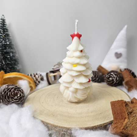 Lumânare decorativă „Spiridușul din Brad” -Alb– 65g – Ceară de soia pictată manual [5]