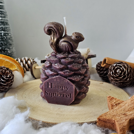 Lumânare decorativă „Veverița din Povești – Bucuria Iernii” - 100g – Ceară de soia 100% naturală [4]
