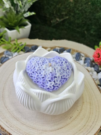 Colectia Bloom - Lumanare parfumata Bloom – Eleganta Florala cu Trandafir Akito & Iasomie – 50g