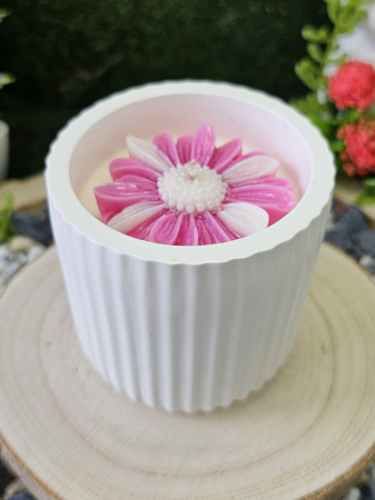 Lumanare parfumata Dewi Petals – Esenta Exotica cu Lemn de Santal & Tonka – 150g [5]