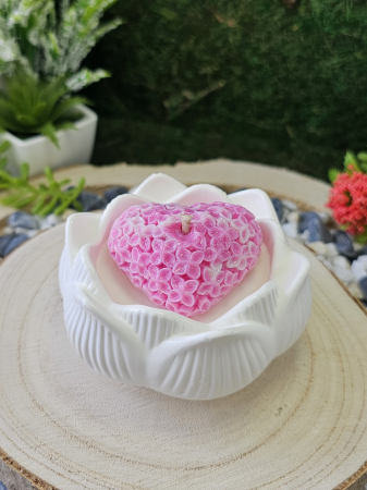 Lumanare parfumata Dewi Petals – Esenta Exotica cu Lemn de Santal & Tonka – 50g [1]