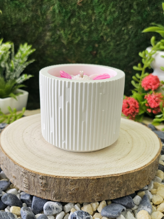 Lumanare parfumata Dewi Petals – Esenta Exotica cu Lemn de Santal & Tonka – 90g [8]