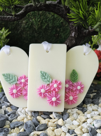 Set 3 Odorizante Dulap Haine Dewi Petals - Esenta Exotica cu Lemn de Santal & Tonka –handmade, wax melts, ceara de soia 100% naturala, ceara parfumata-150g [1]