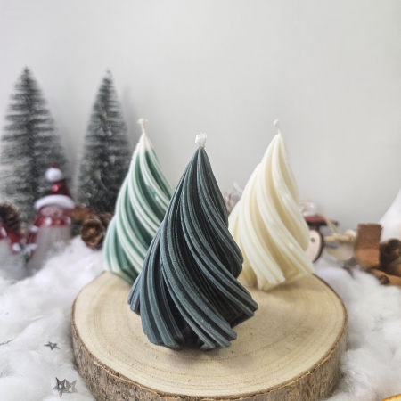 Set decorativ Crăciun – Trei brăduți spirală din ceară [3]