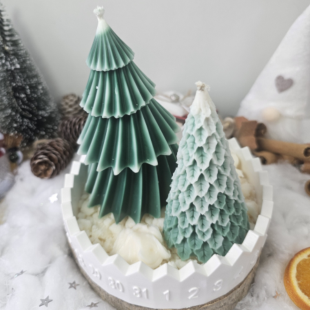 Seturi cadou - Set handmade „Magia brăduților ninsi” – ceară naturală & suport ceramic