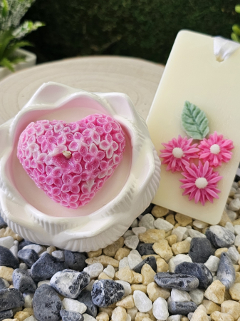 Set Lumanare & Odorizant Dewi Petals – Esenta Exotica cu Lemn de Santal & Tonka - handmade, wax melts, ceara de soia 100% naturala, ceara parfumata – 100g [3]
