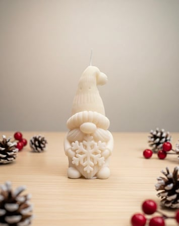 Lumanari - Lumânare Parfumata " Spiridușul Iernii "