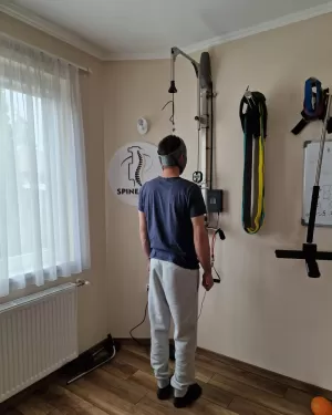 Aparat de elongație pentru coloana cervicală SPINE TRAINER SYSTEM (cu instrument de măsurare, braț de extensie și corzi elastice) [2]
