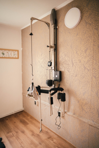 Aparat de elongație pentru coloana cervicală SPINE TRAINER SYSTEM (dotat cu instrument de măsurare) [1]