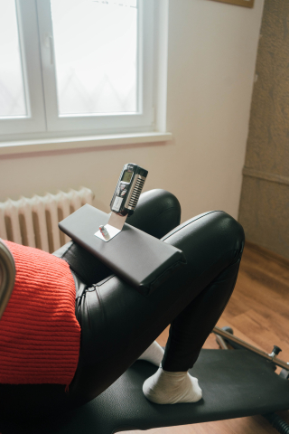 Bancă de elongație SPINE TRAINER SYSTEM 205 cm (cu un mâner de susținere) [2]