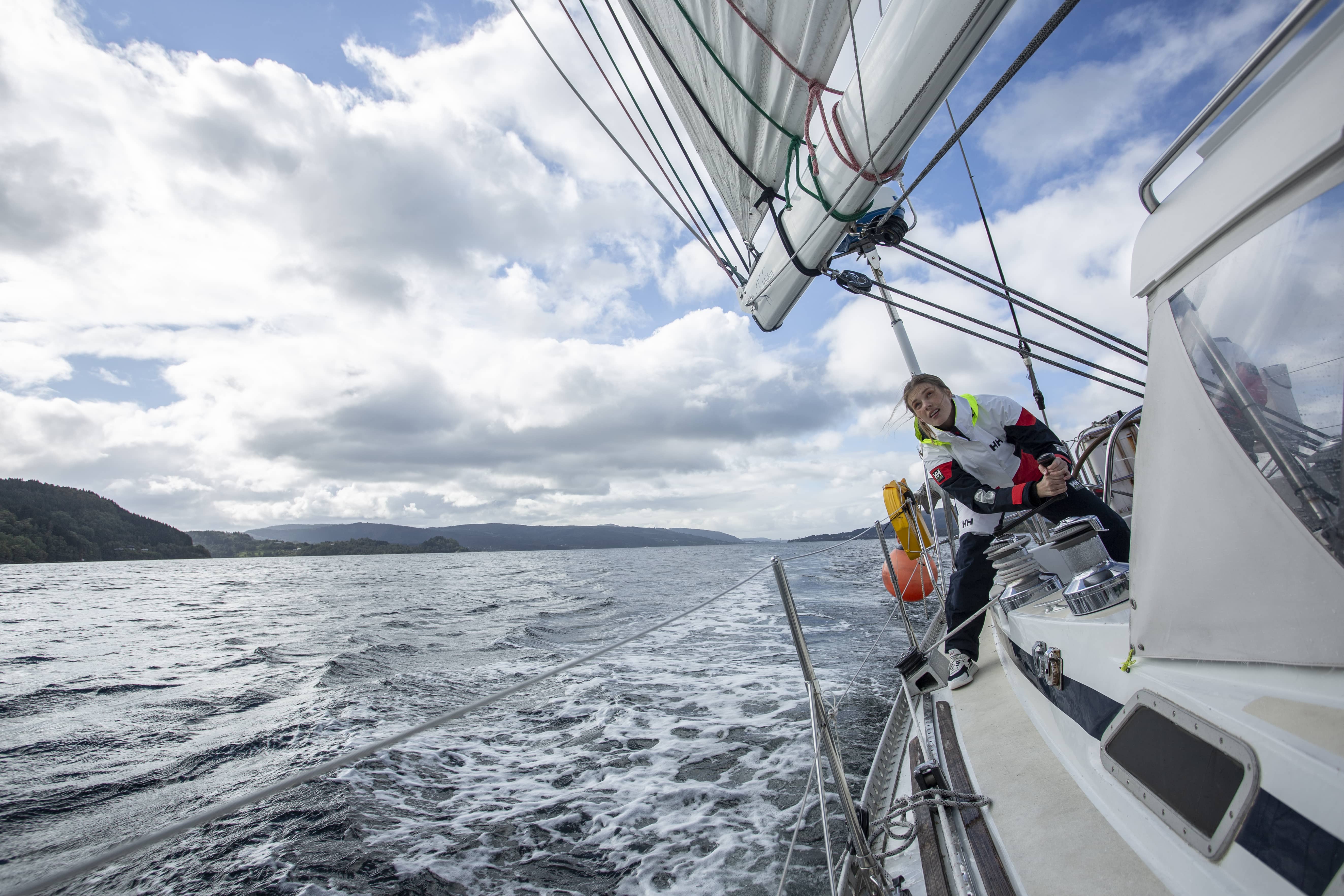 Ce inseamna sailing – Ghid complet pentru navigatia cu vele