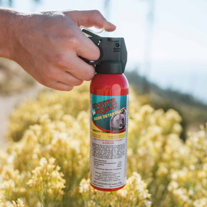 Spray urs Counter Assault 230 g [2]
