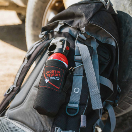 Spray urs Counter Assault 230 g cu husa [3]