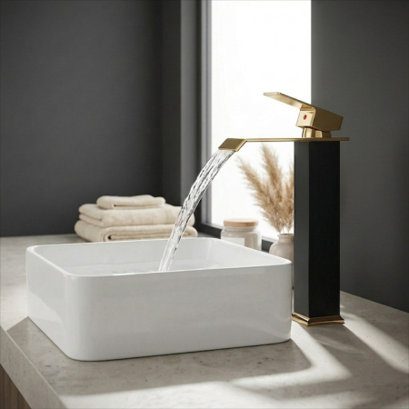 Baterie Lavoar Inalta Baie Design Modern Cascada Auriu Negru, Robinet Cu Cartus Ceramic, Debit Uniform, Comutare Usoara Apa Calda Rece, Corp Metalic Rezistent, Instalare Usoara Cu Accesorii Incluse, Cadou Burete Vileda Glitzi, 30 cm [12]