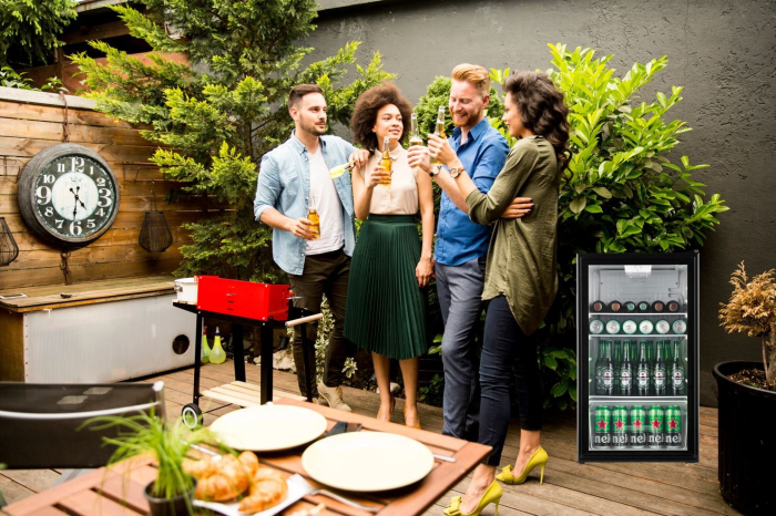 STARCREST Refrigerated Display Case SBC-92BKE, 93 L, Temperature Control, Glass Door, Height 83.2 cm, Black [7]