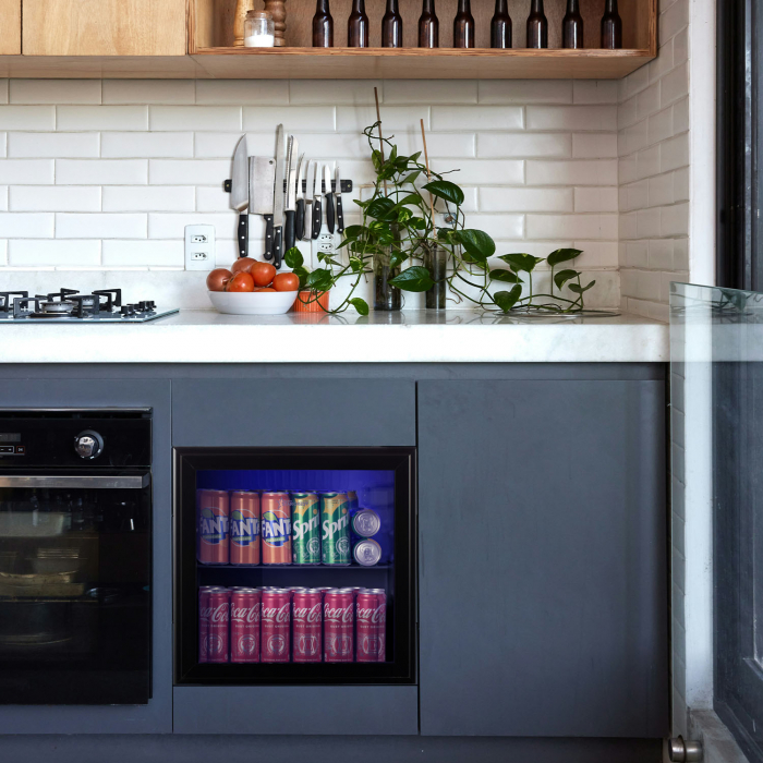 STARCREST Refrigerated Display Case SBC-5010BK, 46 L, Temperature Control, Glass Door, Height 48.8 cm, Black [7]