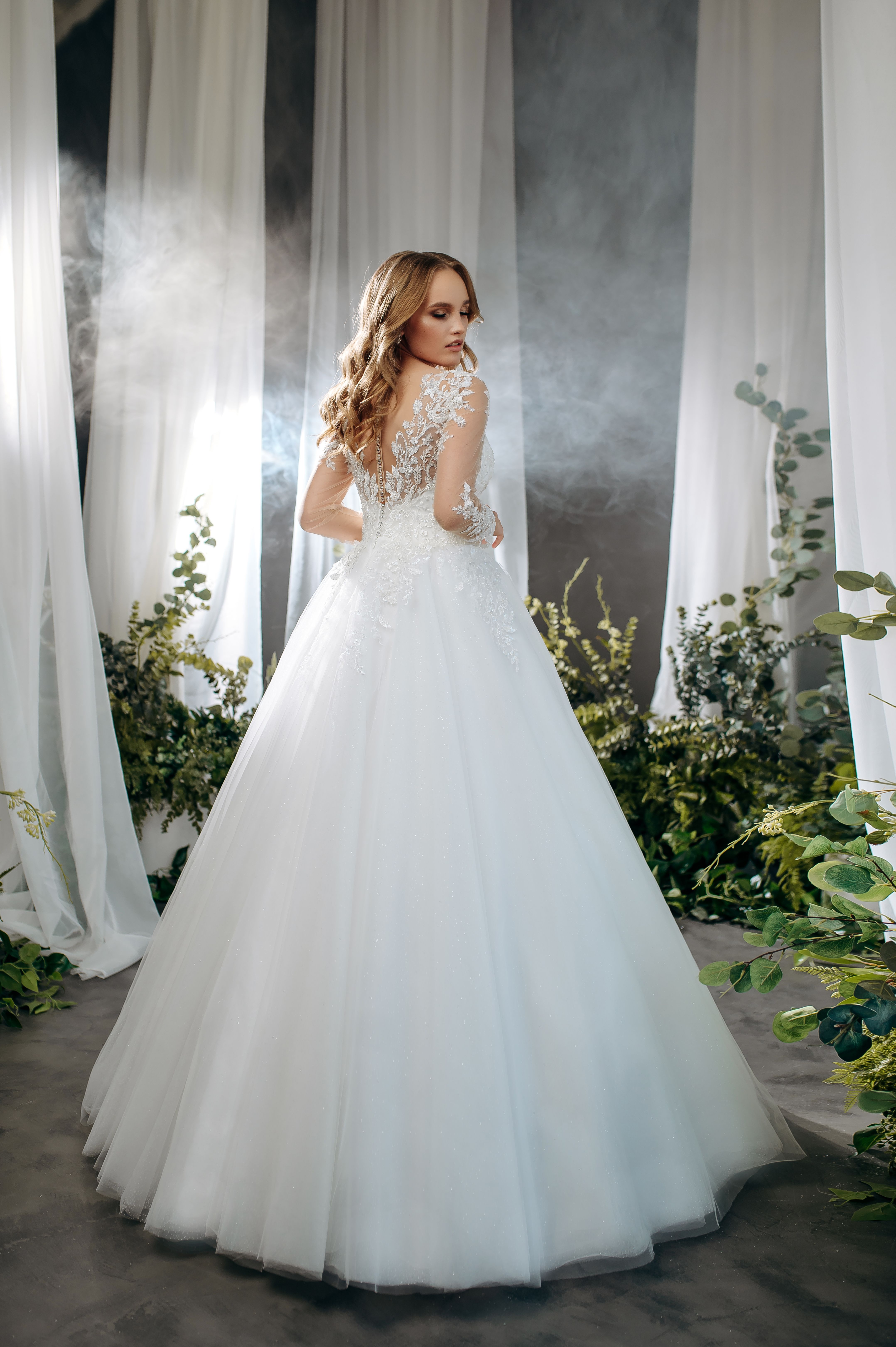 The One - Rochie de mireasa - Taylor