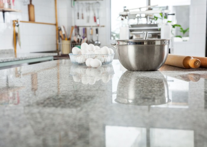 Ceară lichidă pe bază de apă pentru granit, marmură și piatră naturală – Ilpa Extra Wax Aqua 0.90 L [3]