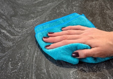 Ceară lichidă pe bază de apă pentru granit, marmură și piatră naturală – Ilpa Extra Wax Aqua 0.90 L [3]