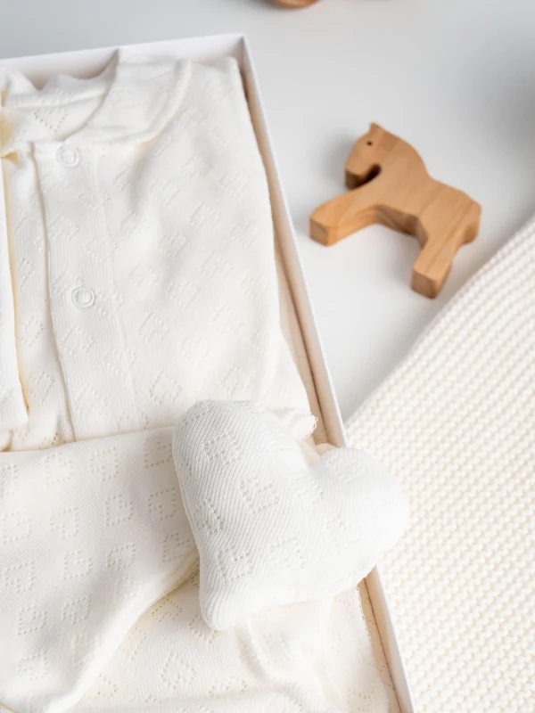 Set nr. 14, 10 hăinuțe și accesorii Nou-Născuți, cu lanolină [3]