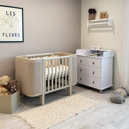 Patuturi bebelusi - Patut bebe tapitat bucle co-sleeping Linn 120 × 60 cm – Cappuccino