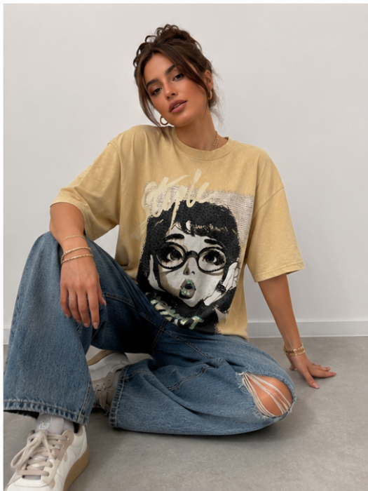 Tricou Damă Oversize Bej cu Print Fashion Girl [2]