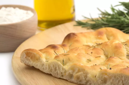 Garnituri - Focaccia simplă cu ierburi aromatice – 500 g