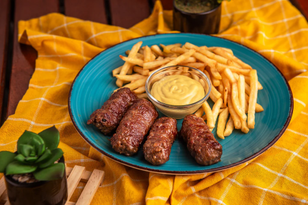 Grill - Meniu Mici cu cartofi prajiti 200/150/30