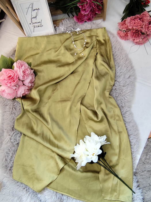 Fustă satinatǎ kaki-olive petrecută – Mărimea XL [3]