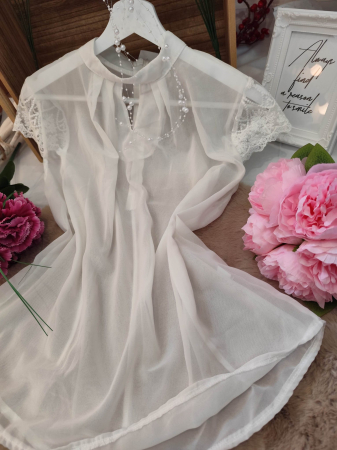 Bluze - Bluză elegantă din voal cu dantelă – albă