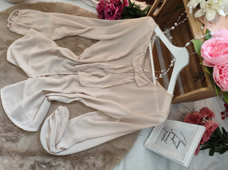 Bluze - Bluzita crem eleganta cu fundă pe spate – Mărimea M
