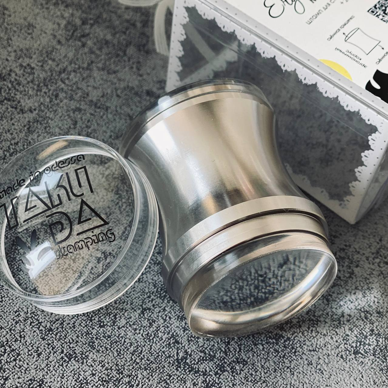 Ștampilă ERGO metalică TakiDa – Ștampilă unghii cu pernă siliconică 3,8 cm, culori aurie și argintie [2]