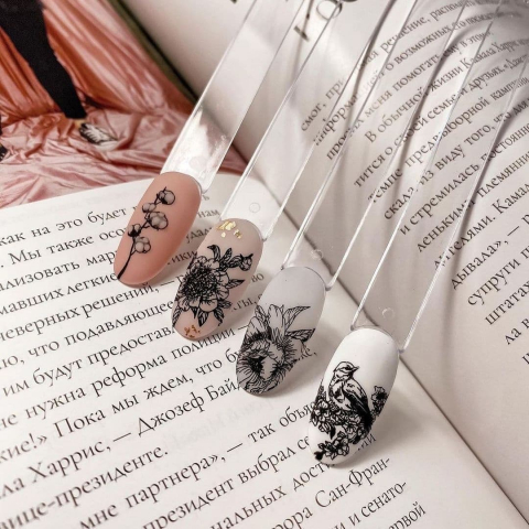 Matriță Nr. 13 Primăvara – Șablon metalic TakiDa pentru unghii, modele inspirate din florile primăverii [1]