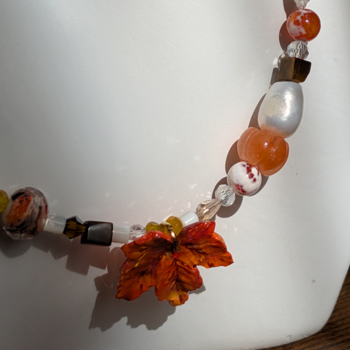 Colier Maple leaf [5]