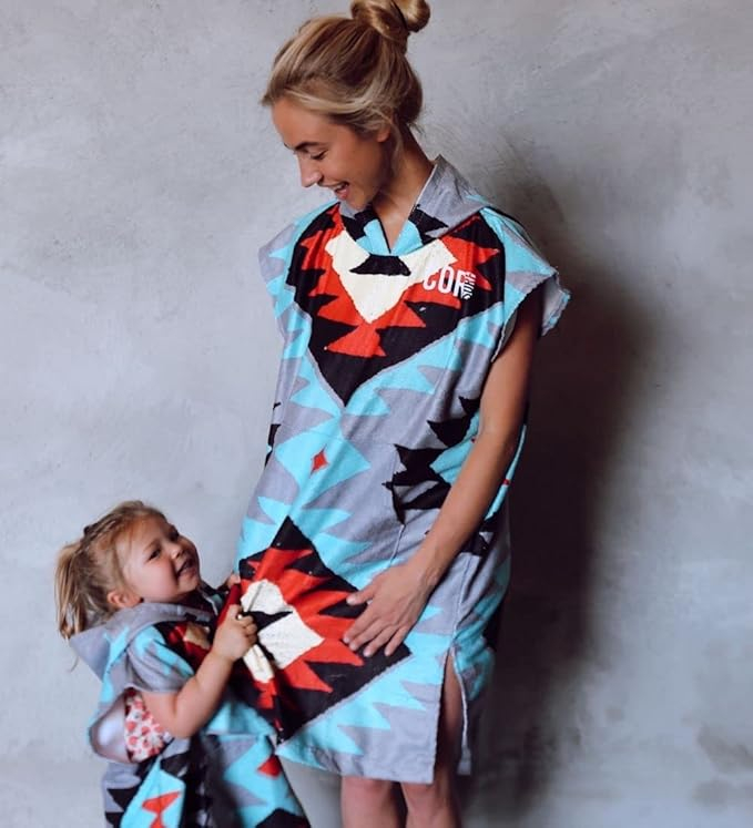 Poncho de Schimb COR Surf, cu Glugă și Buzunar Frontal – Halat Prosop din Microfibră Groasă, Uscare Rapidă, pentru Surf, Plajă, Piscină și Înot, Mărimea M, Culoare Retro Sand [2]