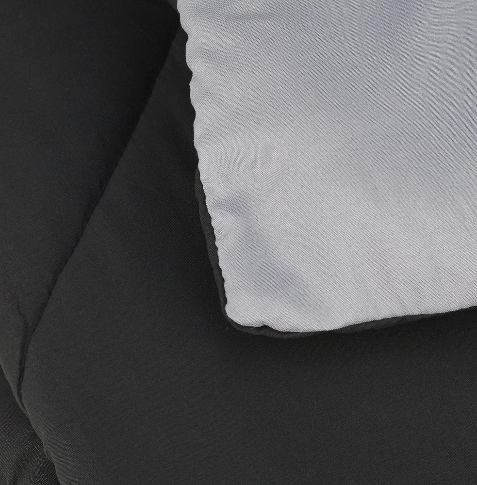 Pilotă Reversibilă 140×200 cm, Microfibră – Amazon Basics Gri/Negru [2]