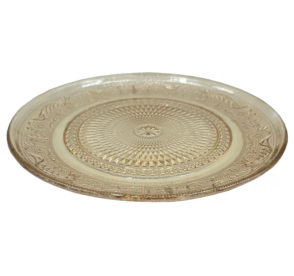 Set farfurii din sticlă 20 cm în 6 bucăți, cu model decorativ în relief, ideale pentru deserturi și gustări. Nuanțe calde de maro, lavabile la mașină. [2]
