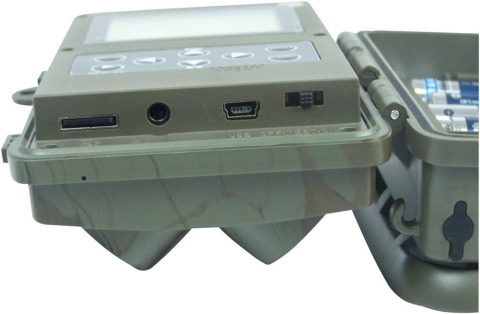 Cameră Wildlife Full HD 16 MP cu Black LEDs 940 nm – Berger & Schröter [8]