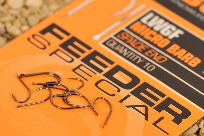 CARLIGE CU MICRO BARBETA GURU LWGF SPECIAL FEEDER [2]