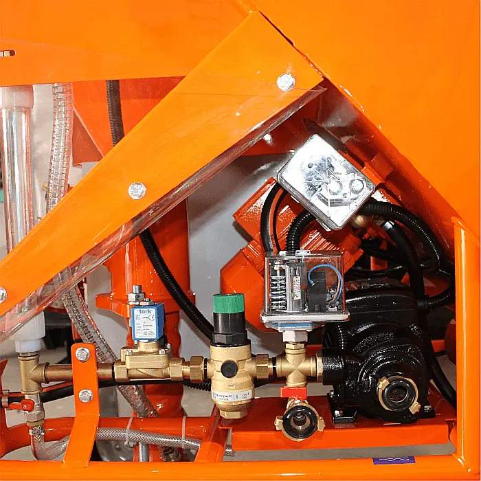 masina de tencuit [4]