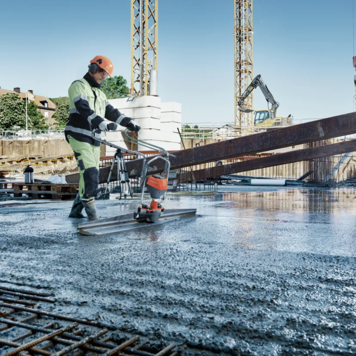 Husqvarna BV 30i - Nivelator de beton pe acumulator [9]