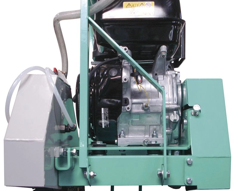 Masina de taiat asfalt/beton IMER TERRA 450 motor diesel YanmarL100 9,9 cp disc Ø 450 mm inclus [7]