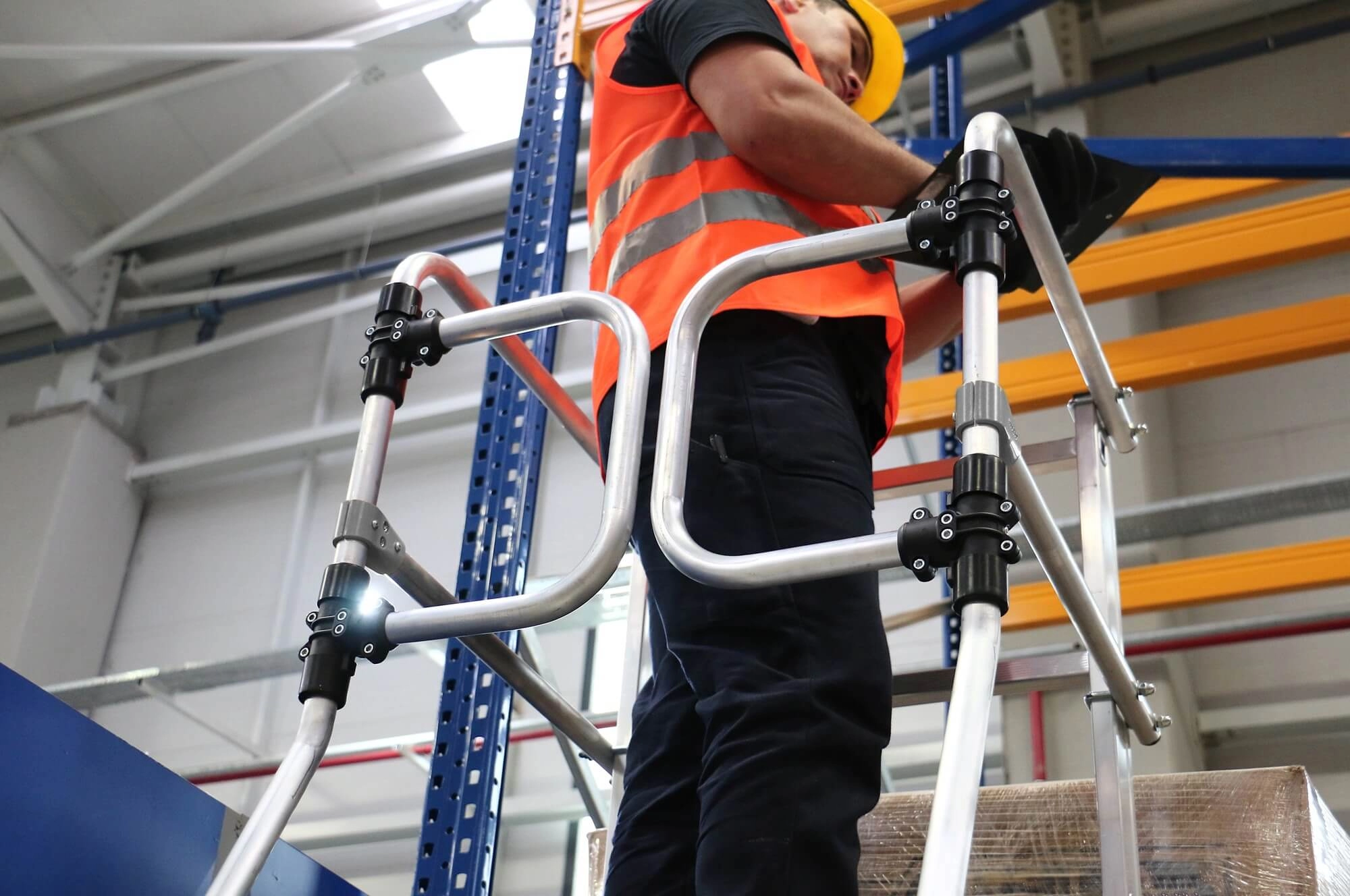 Platforma mobila profesionala RD33 din aluminiu, H lucru 3,0 m [6]